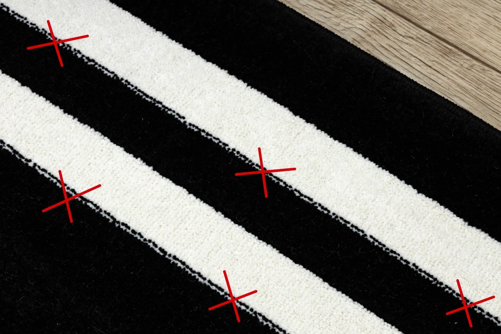 Tappeto HAMPTON Inquadrata nero - PRODOTTO DI SECONDO GRADO