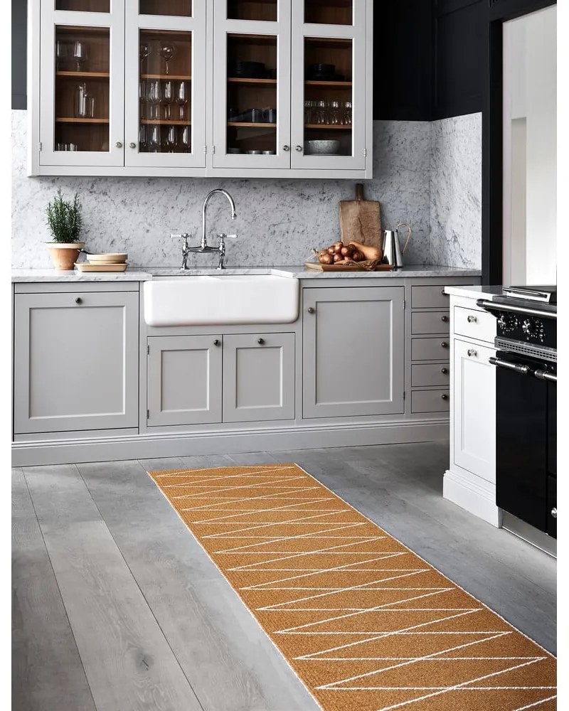 Tappeto da interno/esterno giallo ocra 70x100 cm Max Ochre – Pappelina