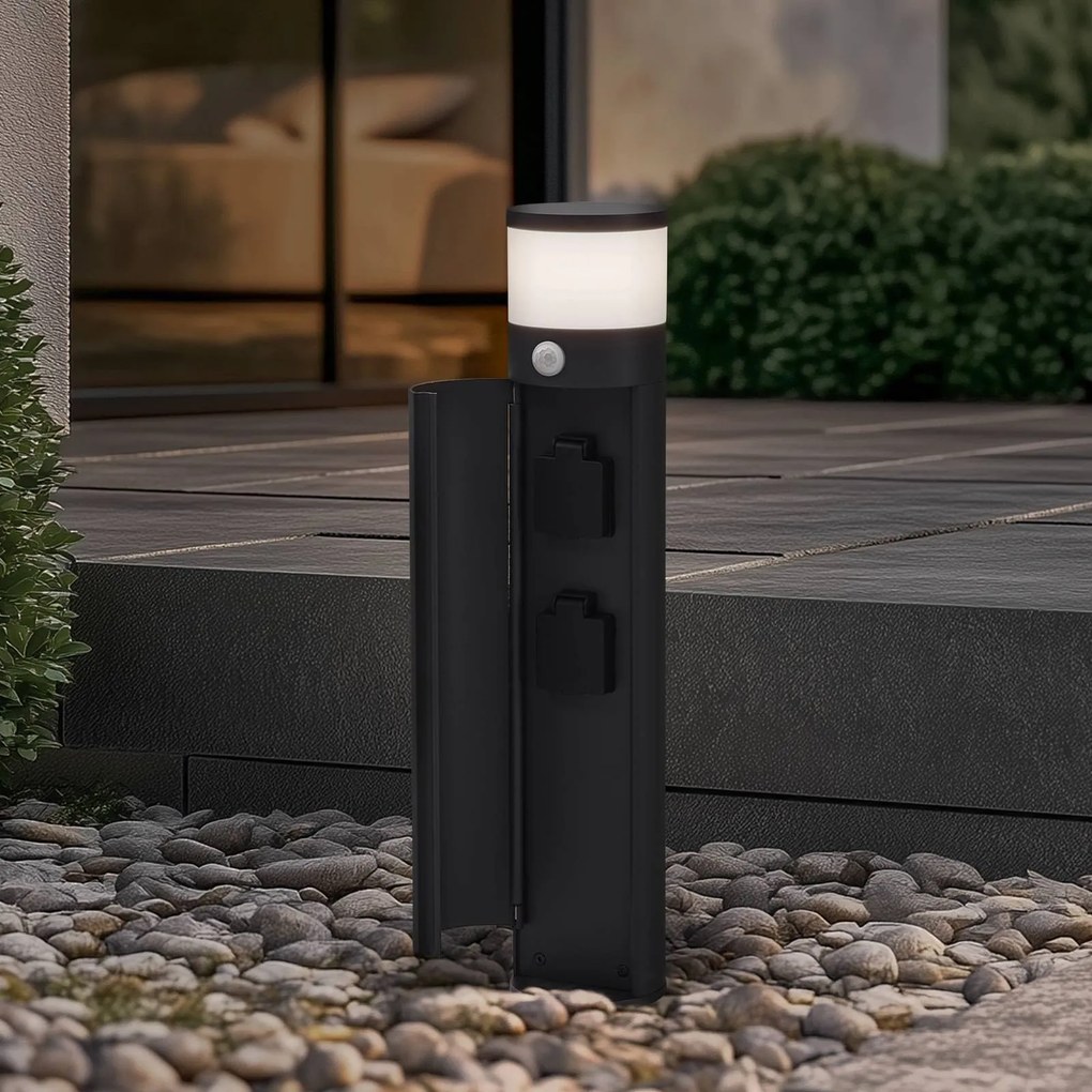 Lucande lampioncino Corban, grigio, sensore, prese, IP44 Corban Lucande, dimmerabile, Nero, Alluminio, Moderno