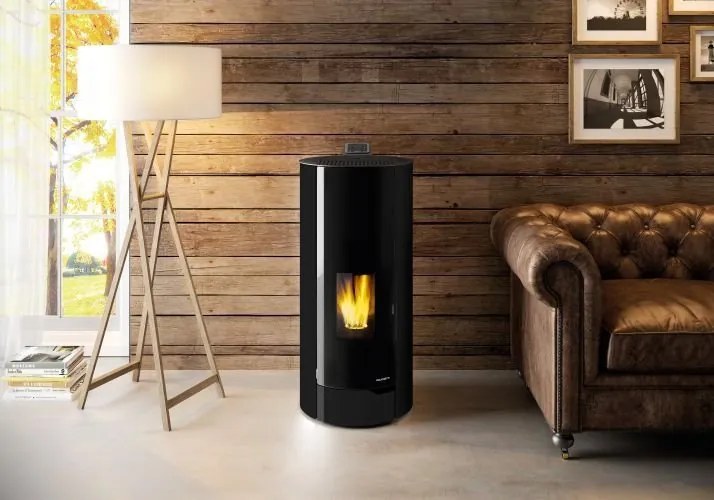 Stufa A Pellet Ecofire ad Aria con porta in vetro stondata acciaio Nero Palazzetti Nina 8