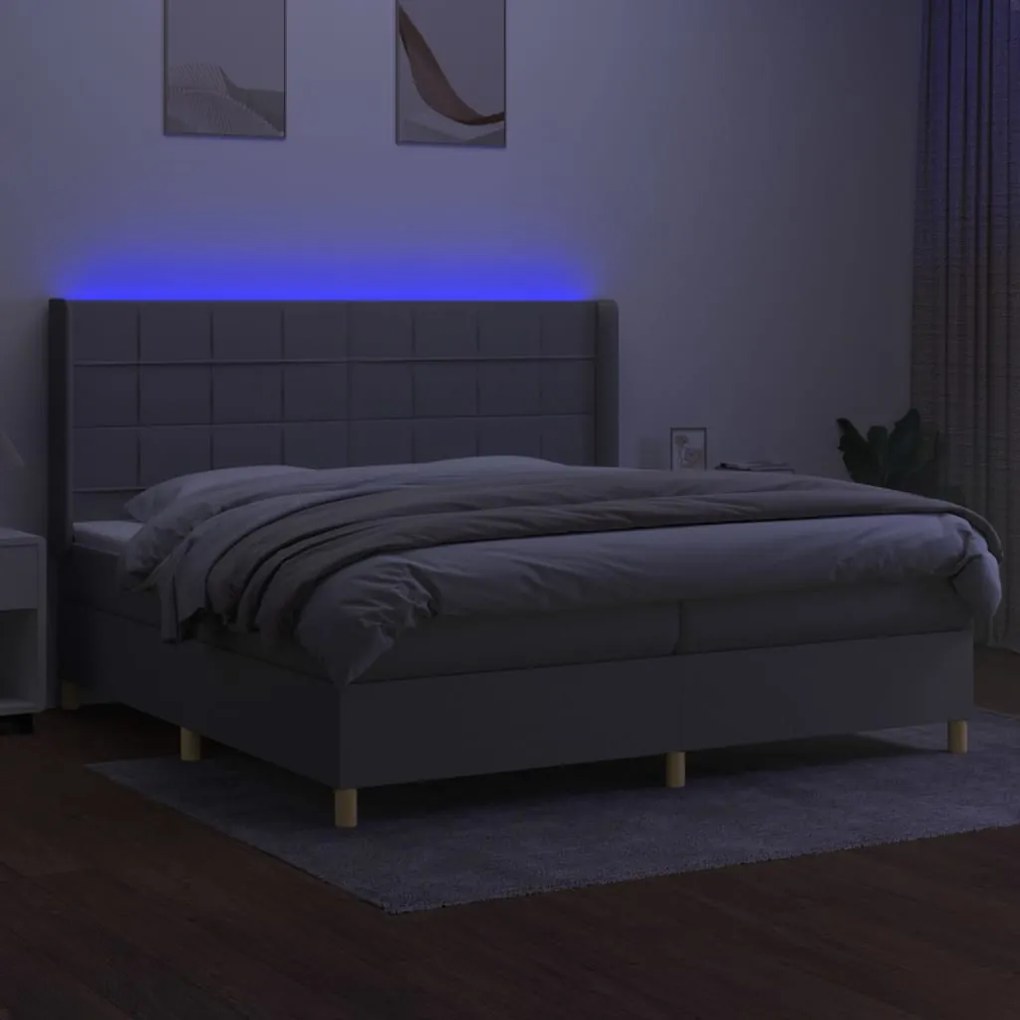 Letto a molle materasso e led grigio chiaro 200x200 cm tessuto