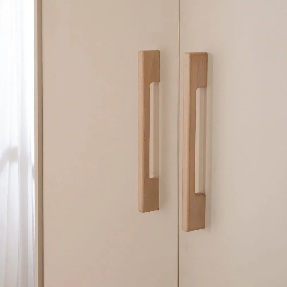 Armadio per bambini color crema/di colore naturale con effetto rovere 138x200x55 cm Jil – Roba