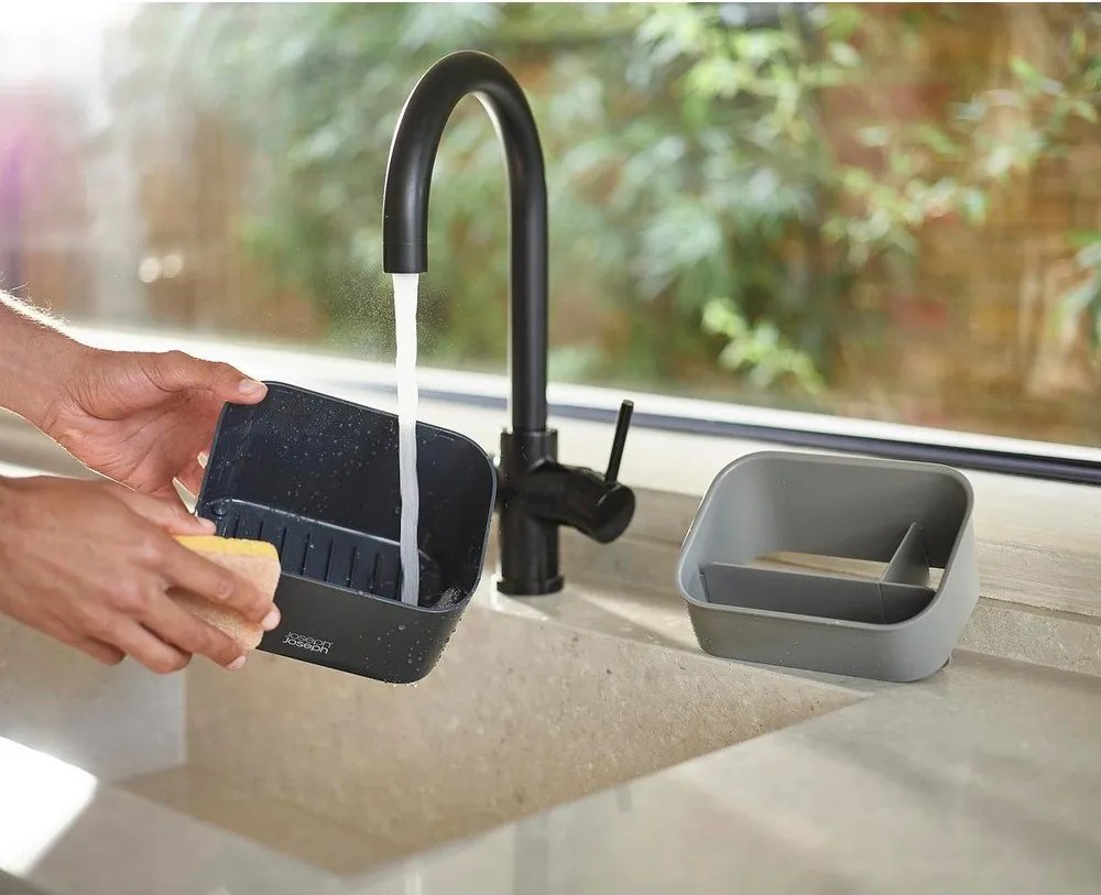 Supporto per detersivo grigio scuro in plastica SinkStore – Joseph Joseph
