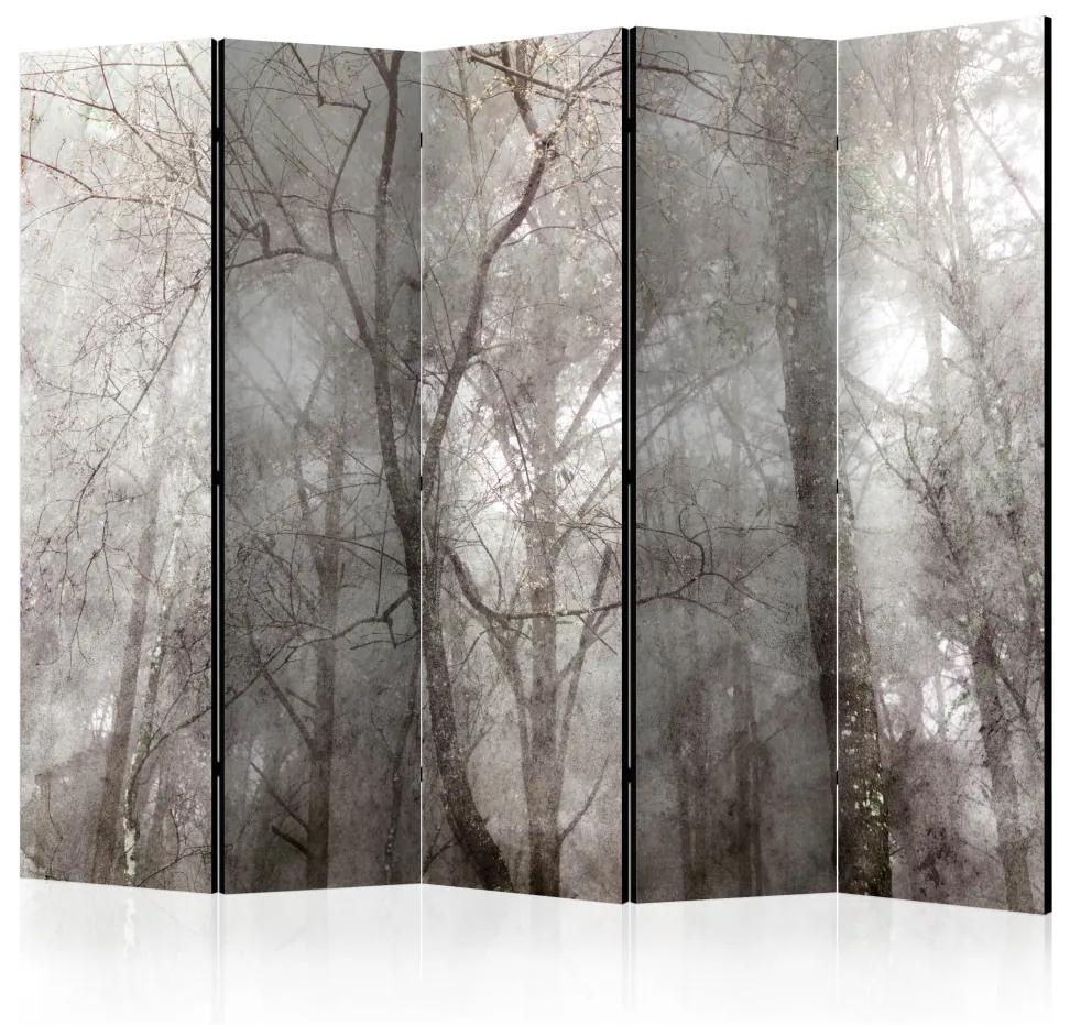 Paravento design Cima del bosco II (5 pezzi) - Vista tra gli alberi