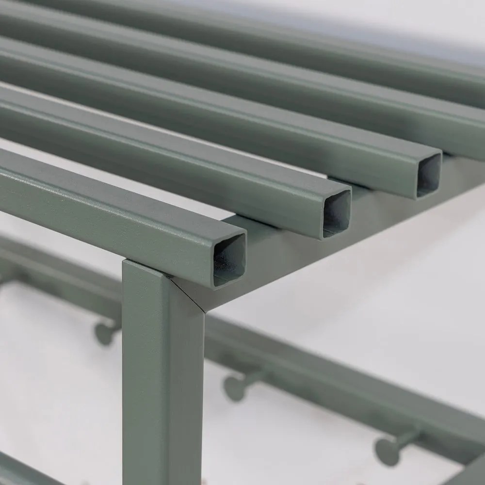 Attaccapanni da parete verde polveroso in metallo con scaffale 76 cm Rizzoli – Spinder Design