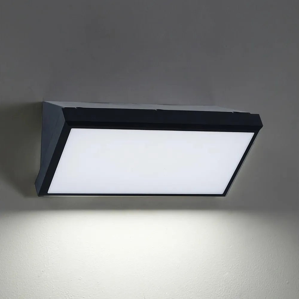 Brilagi - LED RGBW Applique da esterno TRIANGLE 1xE27/15W/230V nero IP65