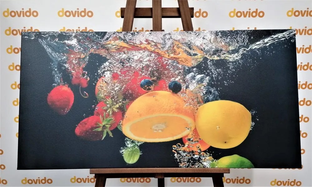 Stampa su tela – Caduta di frutta nell'acqua