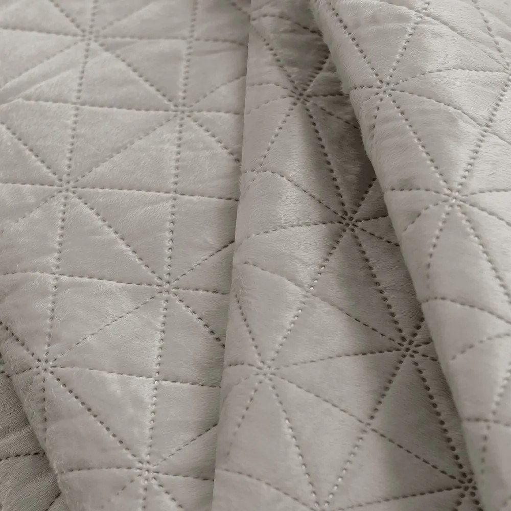 Copriletto greige in velluto con rivestimento trapuntato 240x260 cm Laila – Restilo
