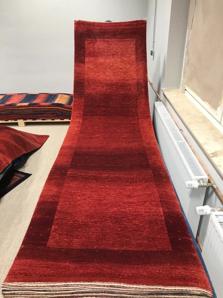 Loribaft Tappeto 310 x 80 Rosso (Iran) Annodato A Mano