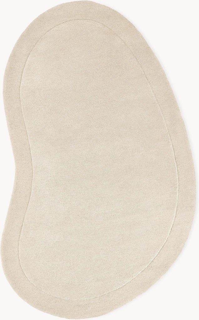 Tappeto in lana dalla forma organica fatto a mano Kadey