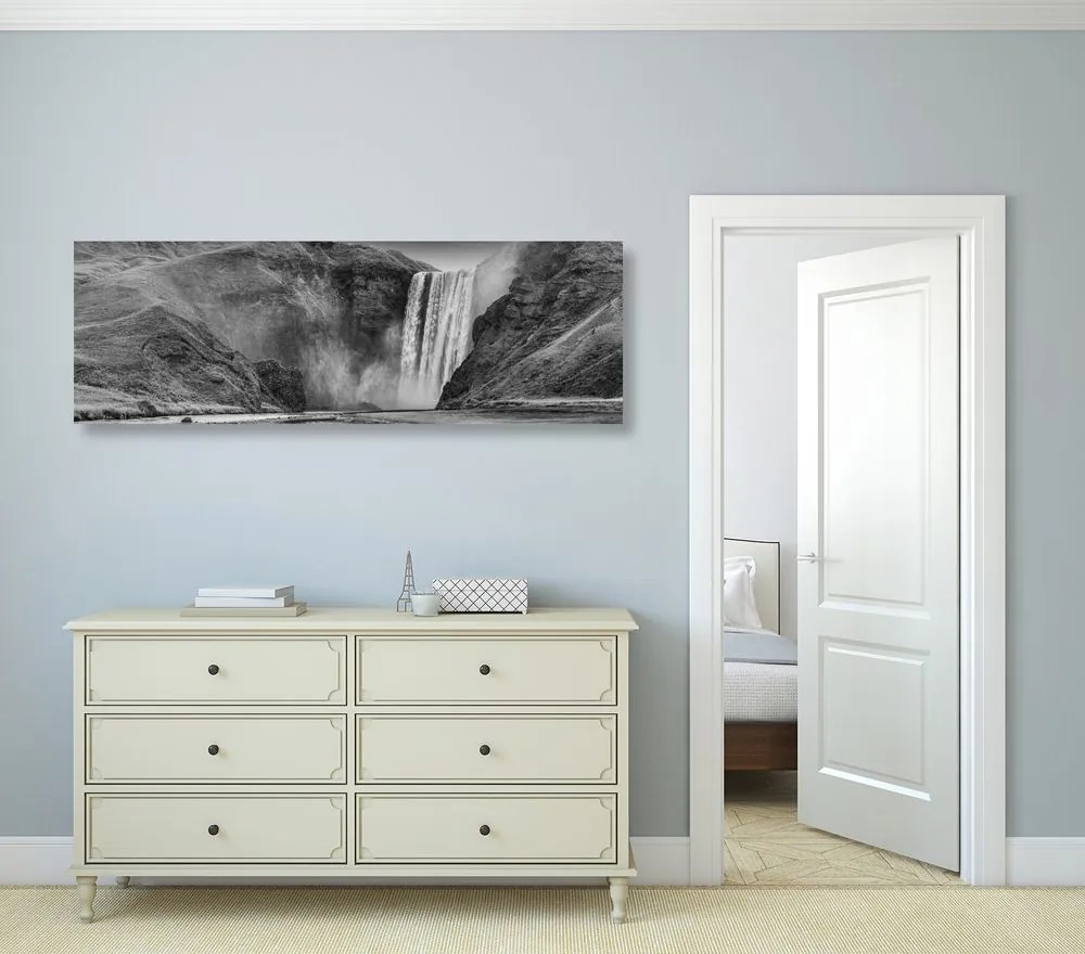 Stampa su tela – Cascata iconica in Islanda in bianco e nero