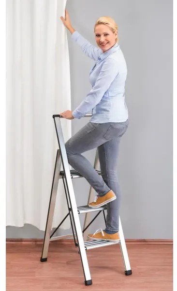 WENKO 601011100 - Scaletta ALU-DESIGN 44x101 cm argento/nero