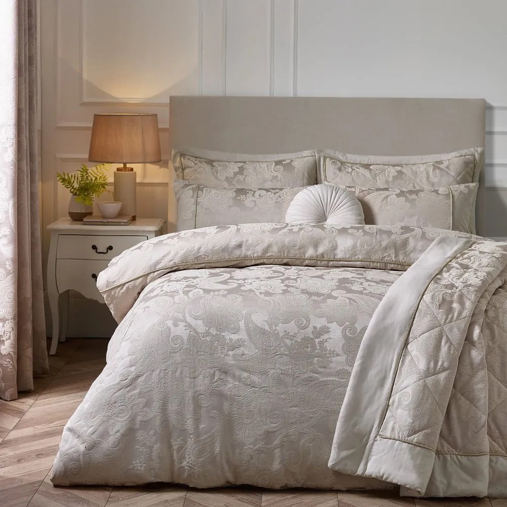 Set copripiumino e federa marrone chiaro in jacquard per letto matrimoniale 200x200 cm Opulent Jacquard – Catherine Lansfield