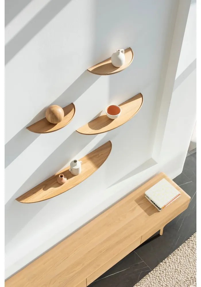 Scaffali in legno di quercia in colore naturale Mu - Gazzda