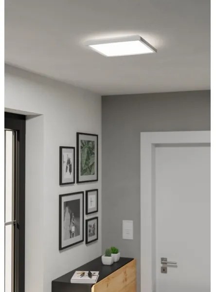 Eglo 901449 - Plafoniera LED da esterno ROVITO 13,4W/230V 29x29 cm IP44 bianco