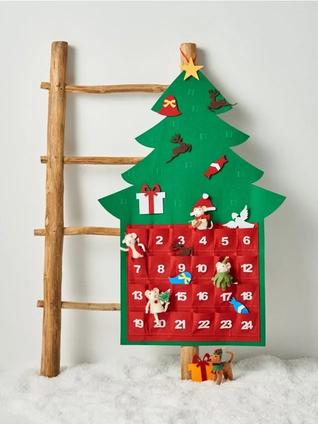 Sinsay - Calendario dell’Avvento a forma di albero di Natale - verde scuro