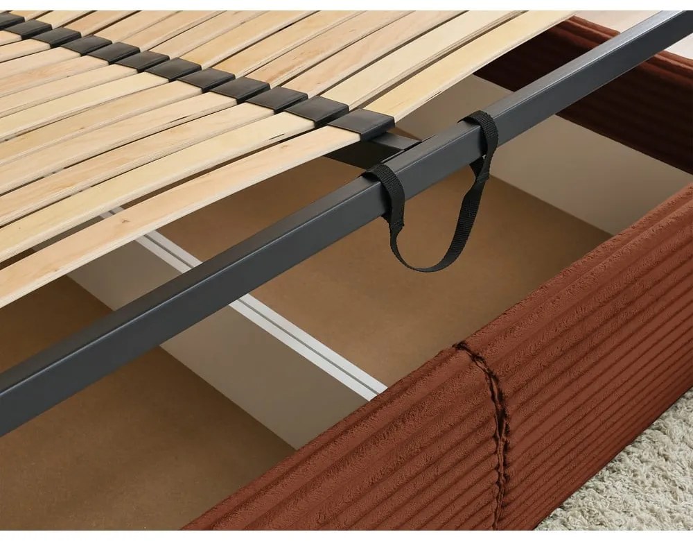 Letto matrimoniale color mattone imbottito con spazio contenitivo con griglia inclusa 160x200 cm Jade – Bobochic Paris