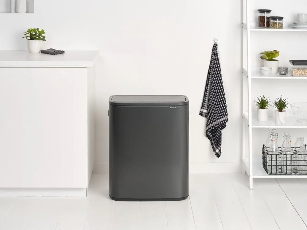 Bidone in acciaio grigio scuro touch per raccolta differenziata 60 l Bo Touch Bin - Brabantia