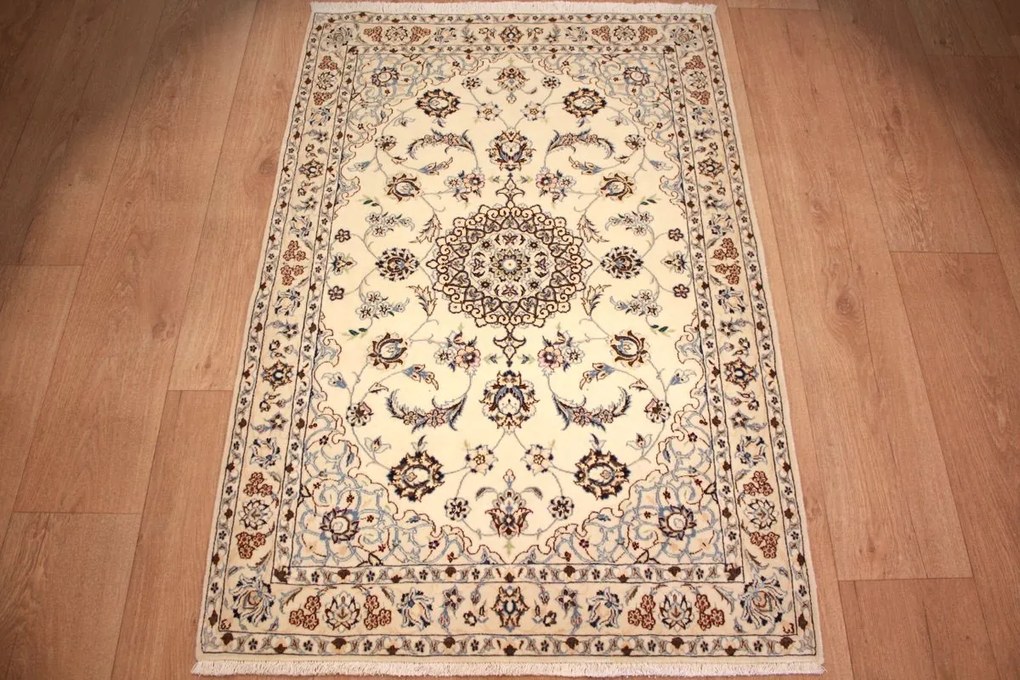 Nain Tappeto persiano 130 x 90 (Iran) Annodato A Mano