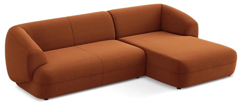 Divano angolare arancione (con penisola a destra) con rivestimento in velluto Moana – Makamii