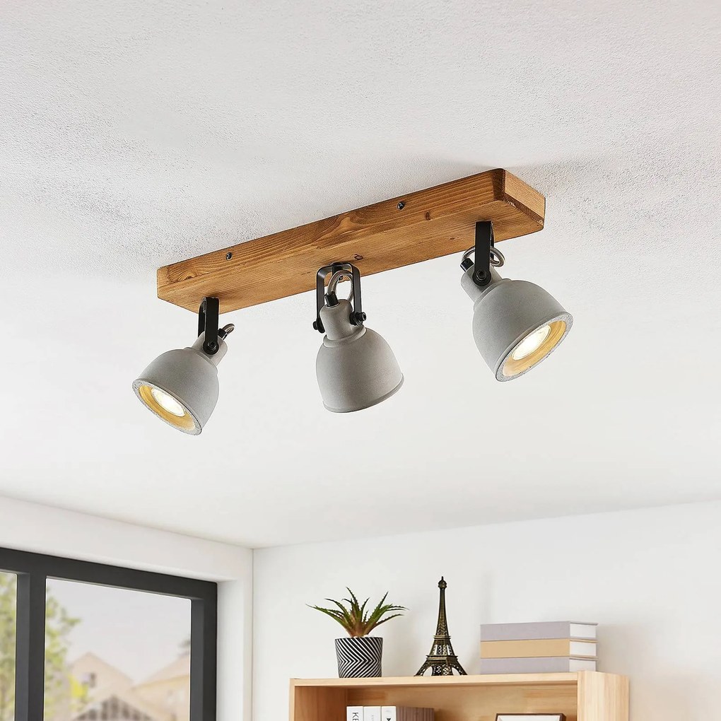 Lindby Spot Mitis, 50 cm, a 3 luci, grigio, legno, cemento, GU10 Mitis Lindby, dimmerabile, Legno chiaro, Soggiorno / Sala da pranzo, Legno, Industriale, Faretto