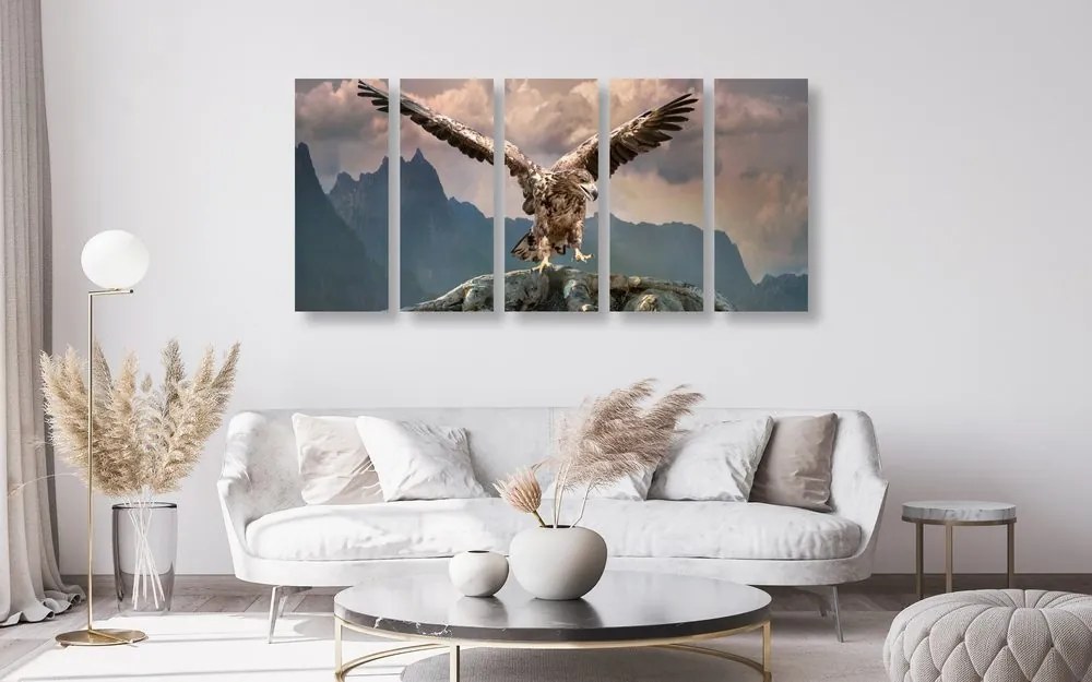 Quadri 5 pezzi – Aquila con ali spiegate sopra le montagne