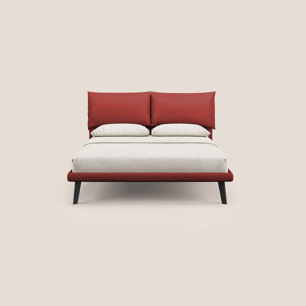 Astrid letto imbottito con piedi in legno in microfibra smacchiabile T11 rosso