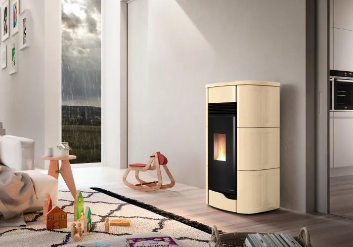 Palazzetti Anna 12 Pro 3 Stufa ermetica A Pellet ad aria 12kw Con Rivestimento in ceramica Crema