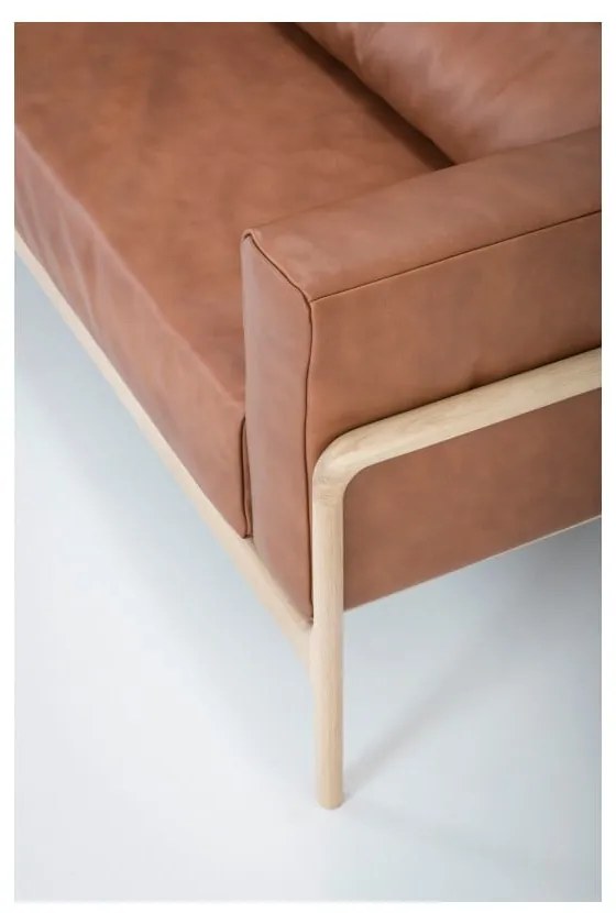 Divano in pelle di bufalo marrone cognac con struttura in rovere massiccio , 240 cm Fawn - Gazzda