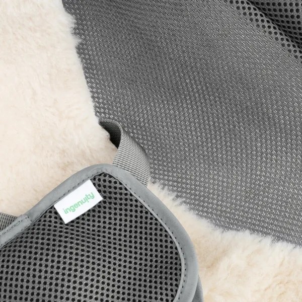 Ingenuity - Lettino vibrante per bambini EVERY SEASON WESLEY 3xC grigio