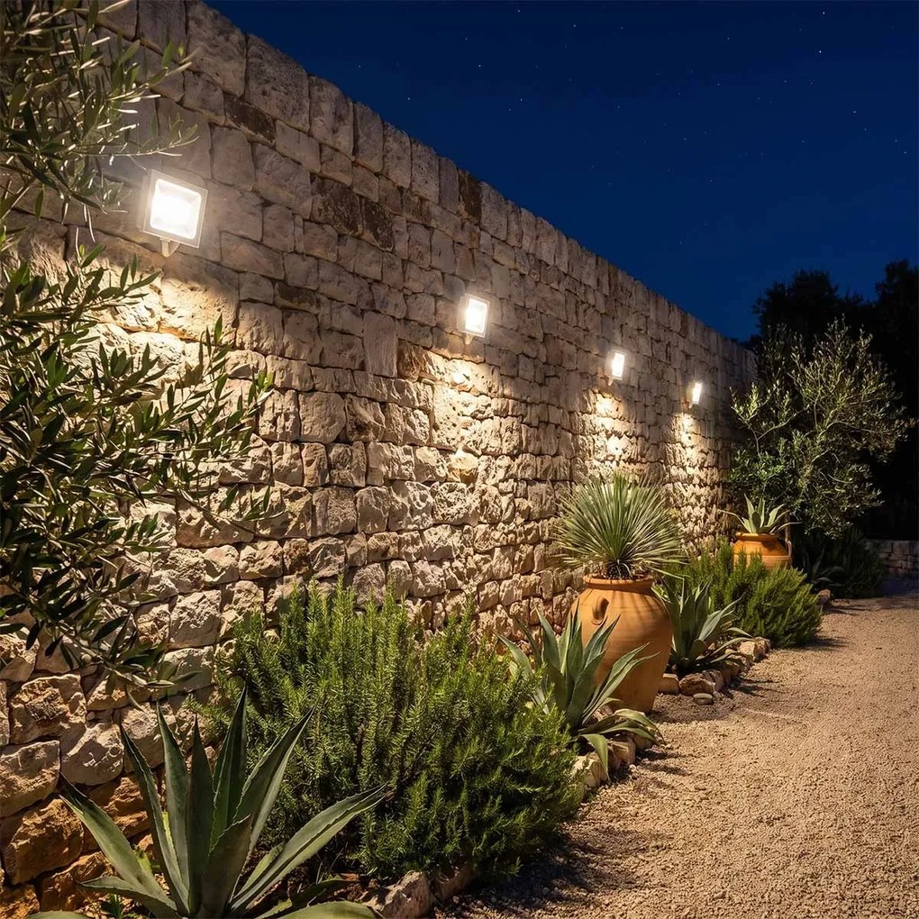 Faro LED 50W IP65 in Alluminio Bianco con OSRAM chip LED Colore Bianco Naturale 4.000K