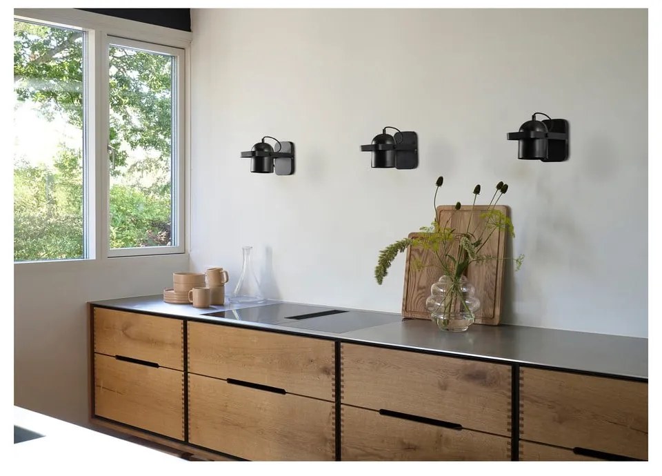 Lampada da parete nera Nesvik - Villa Collection