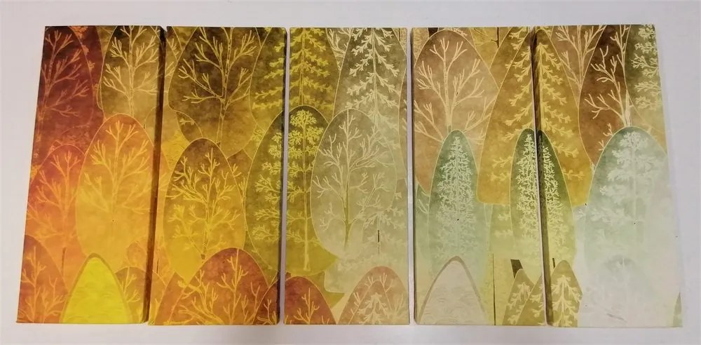 Quadri 5 pezzi – Alberi asimmetrici verdi interessanti