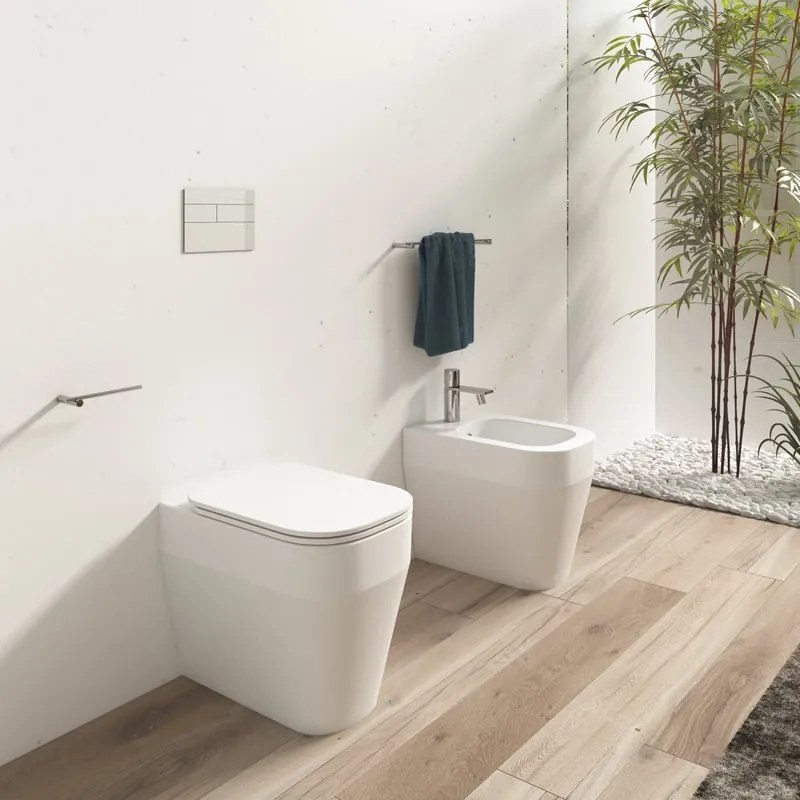 Coppia sanitari scarico a pavimento OLYMPIA CERAMICA tuttoevo bianco lucido WC: P 55 x L 38 x H 56 cm, bidet: P 55 x L 38.5 x H 24 cm