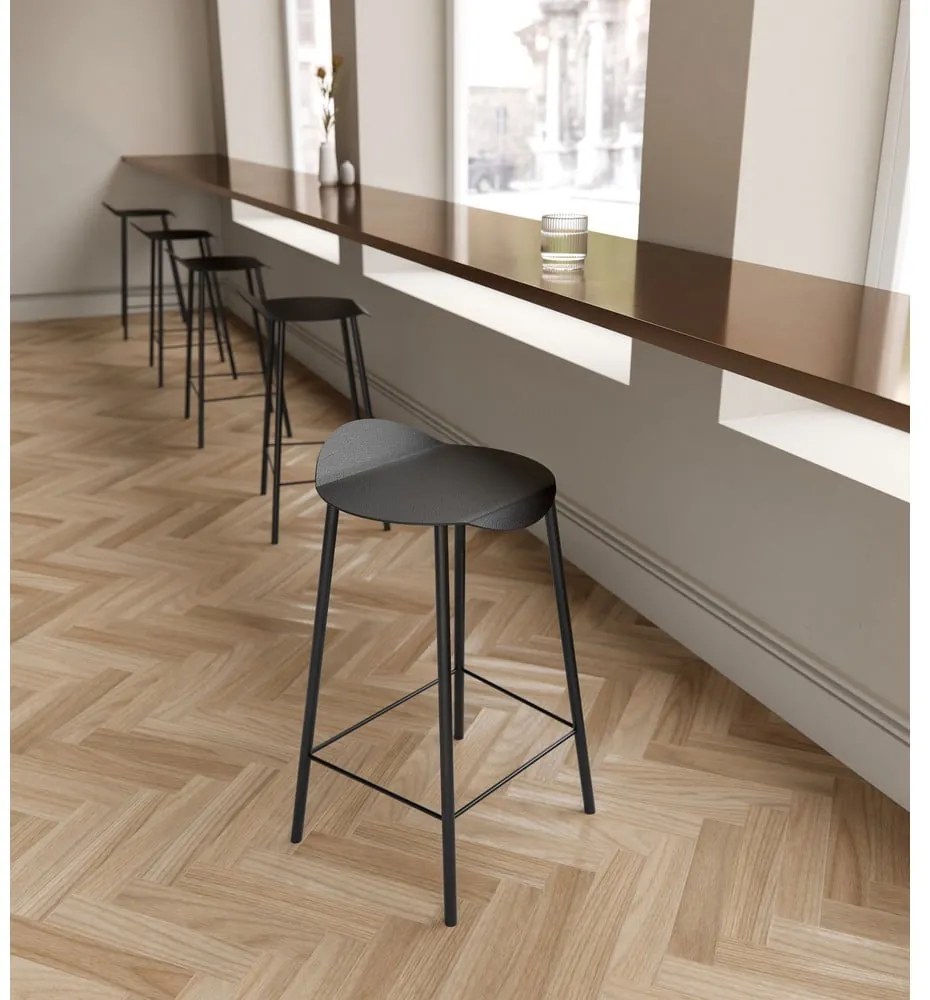 Sgabello da bar nero in pelle Flamingo Bull – LIND DNA