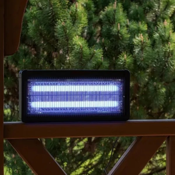 Trappola elettrica per insetti 2x15W/230V, copertura 120 m²