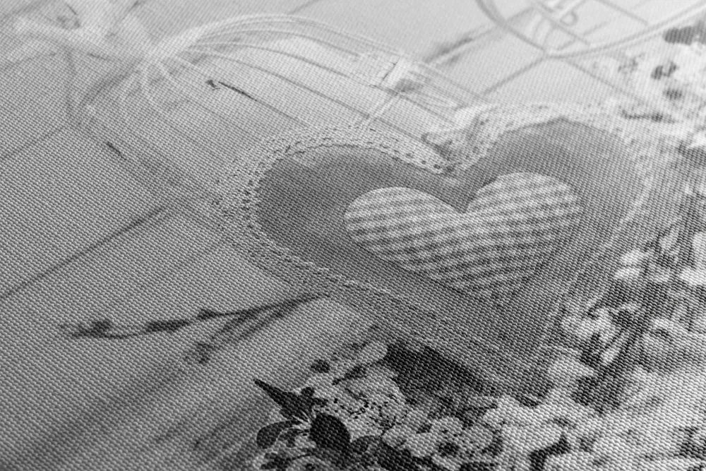 Stampa su tela – Cuoricino vintage e lanterne in bianco e nero