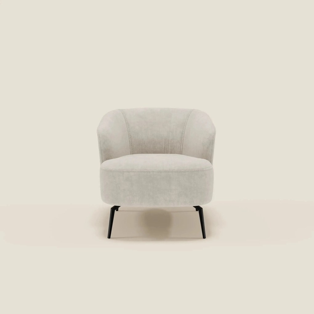 Renoa Poltroncina dall'eleganza moderna in tessuto smacchiabile T24 bianco latte