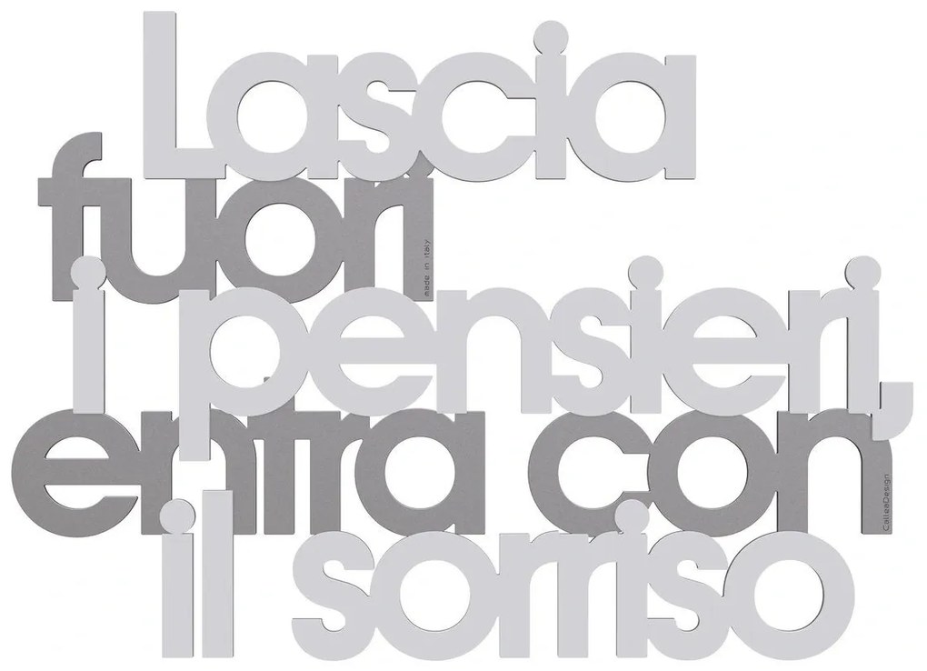 Callea Design Scritta da parete in legno "Lascia fuori i pensieri...." - in varie colorazioni ALLUMINIO 65 x 46 cm