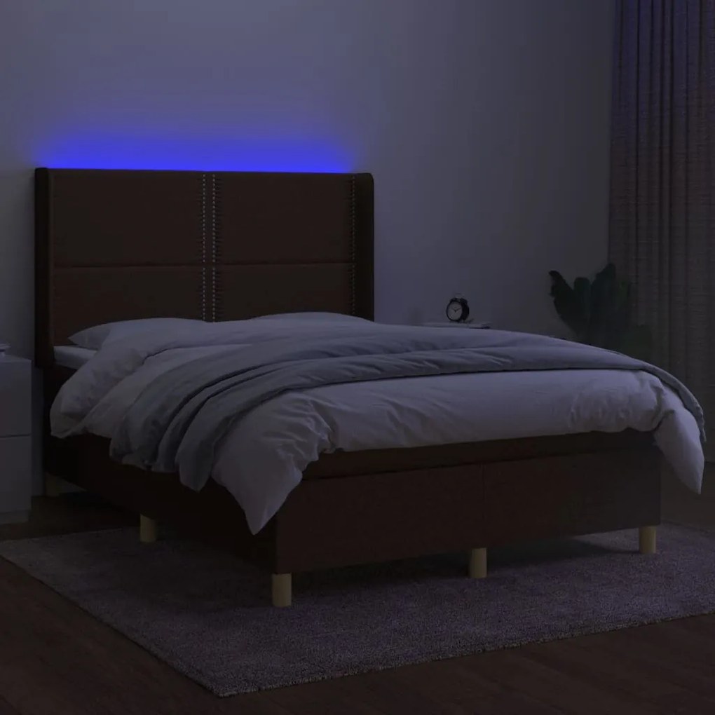 Letto a molle materasso e led marrone scuro 140x200 cm tessuto