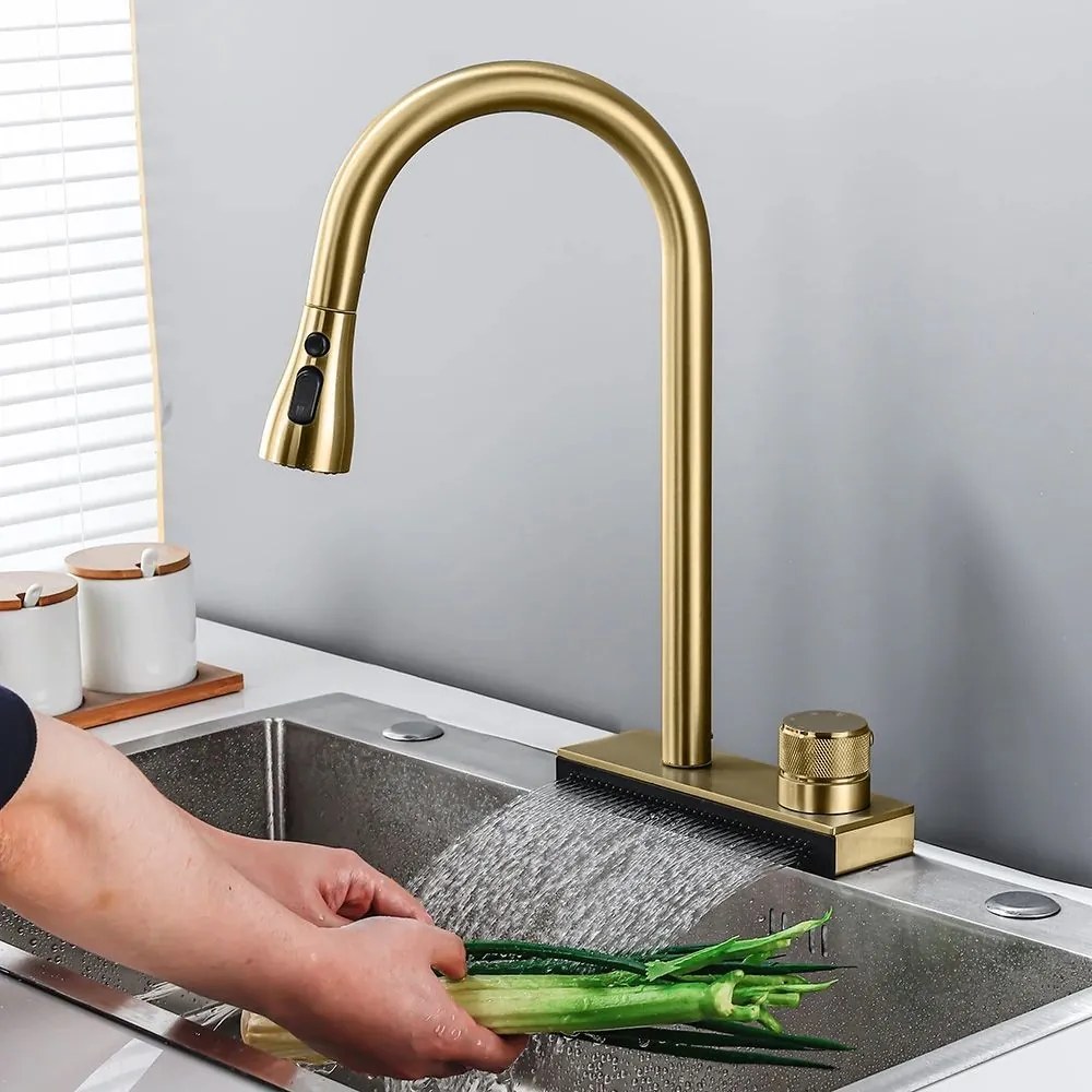 Rubinetto da cucina REA CONOR BRUSH GOLD