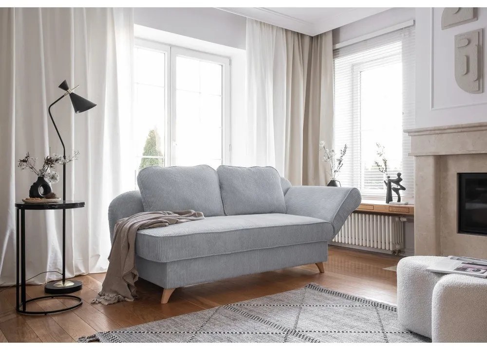 Chaise longue grigio chiaro (con penisola a destra) con rivestimento in velluto a coste Chic Charlotte – Miuform