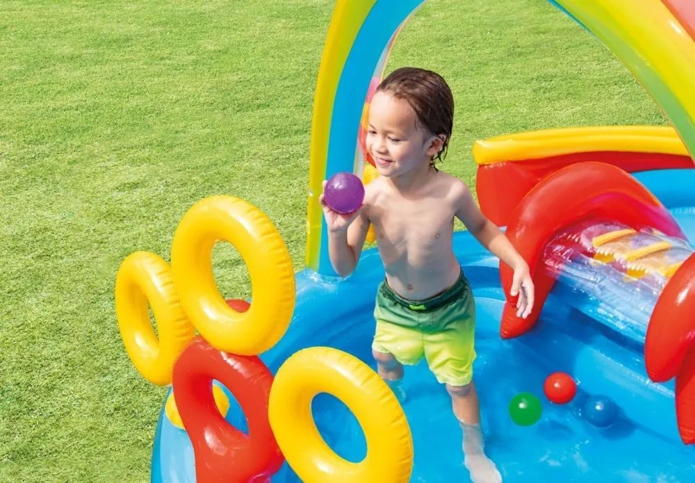 Piscina parco giochi per bambini