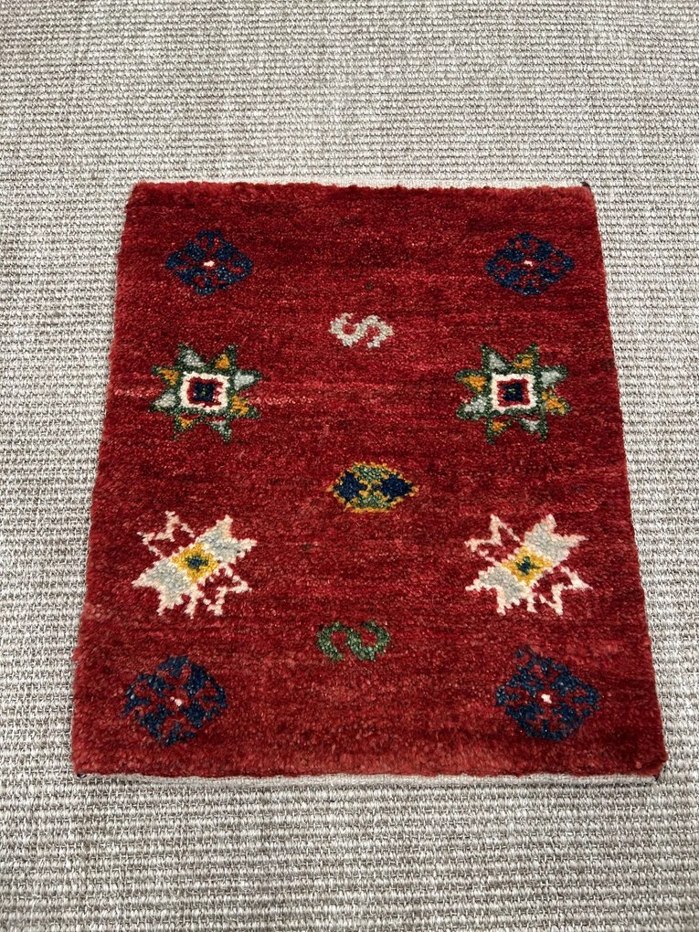 Gabbeh Tappeto 40 x 40 Rosso (Iran) Annodato A Mano
