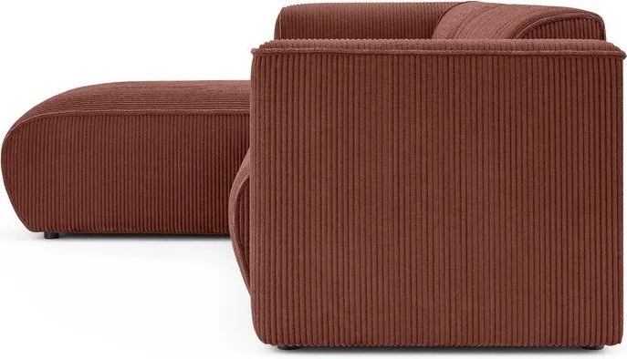 Divano angolare color terracotta (con penisola a sinistra/con chaise lounge) con rivestimento in velluto a coste Merid – Ropez