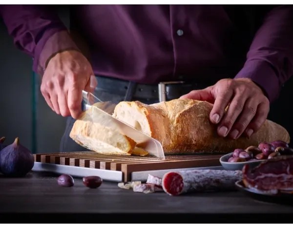 Wüsthof Classic Ikon coltello da pane 20 cm manico nero