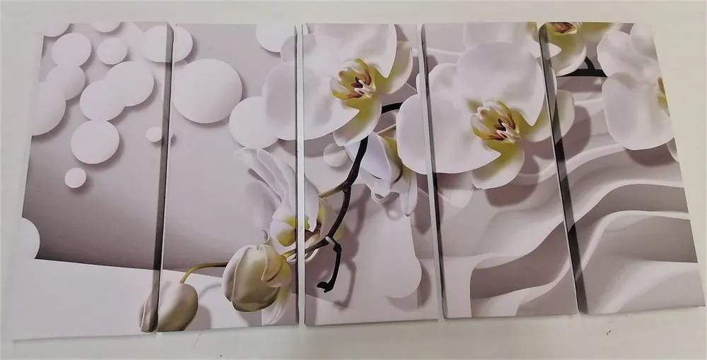 Quadri 5 pezzi – Orchidea su sfondo astratto