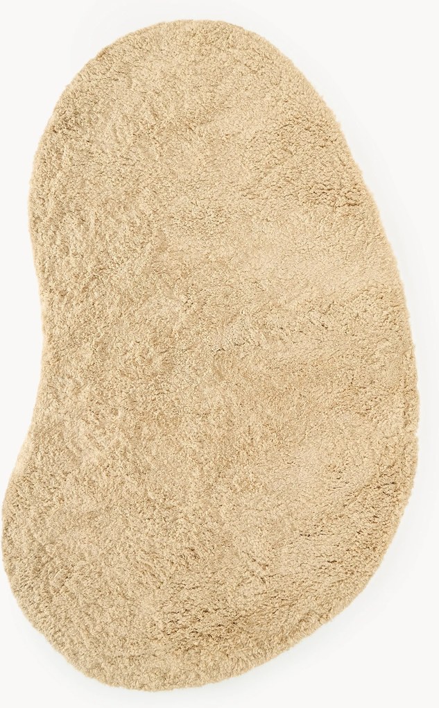 Tappeto a pelo lungo dalla forma organica Tully