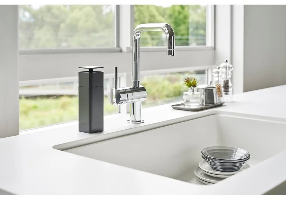 Distributore di detersivo nero Yamazaki , 250 ml Tower - YAMAZAKI