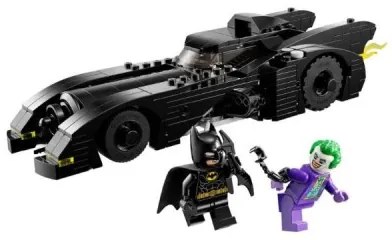 BATMOBILE INSEGUIMENT BATMANVSJOKER